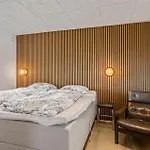 2 Bedroom Awesome In *