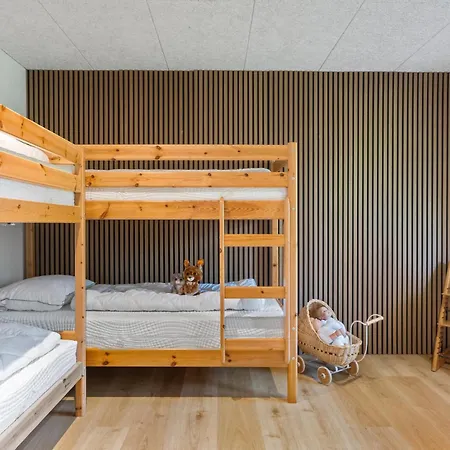 Vakantiehuis 2 Bedroom Awesome In *