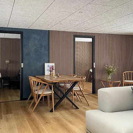 펜션 2 Bedroom Awesome In *